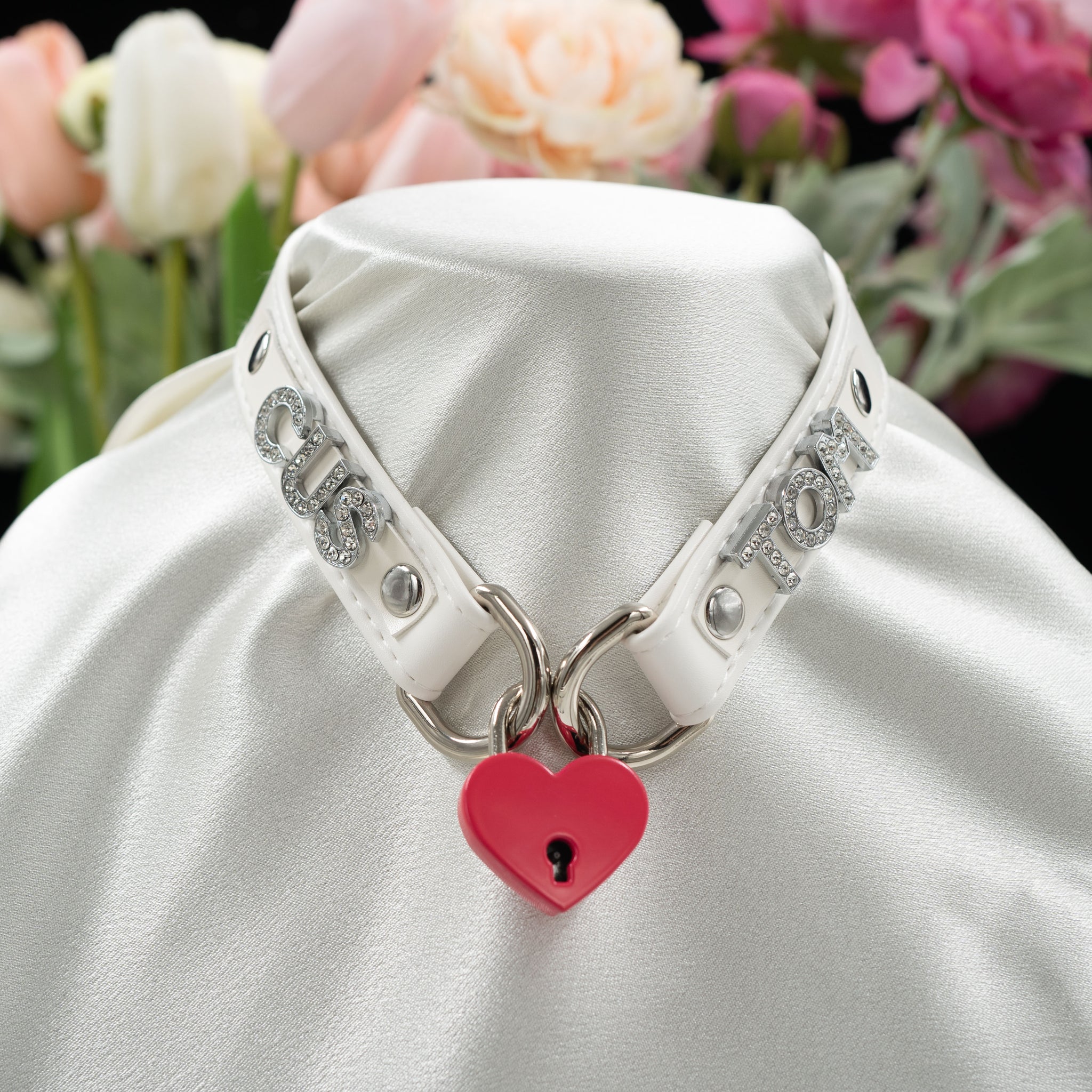 Personalisiertes Romantisches Vorhängeschloss-Halsband - Weiß 